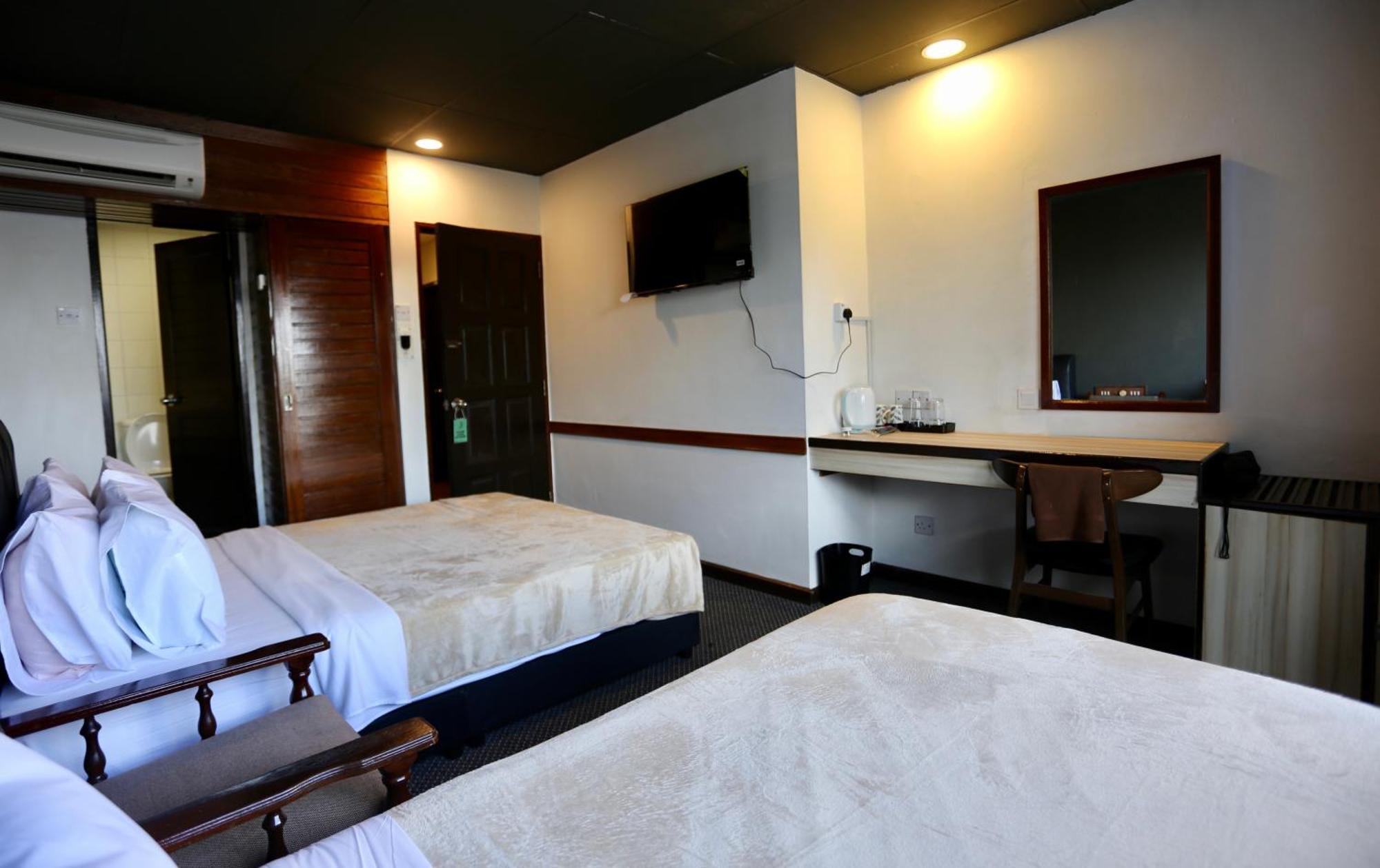 Fata Hotel By Project Borneo Kuching Exterior foto