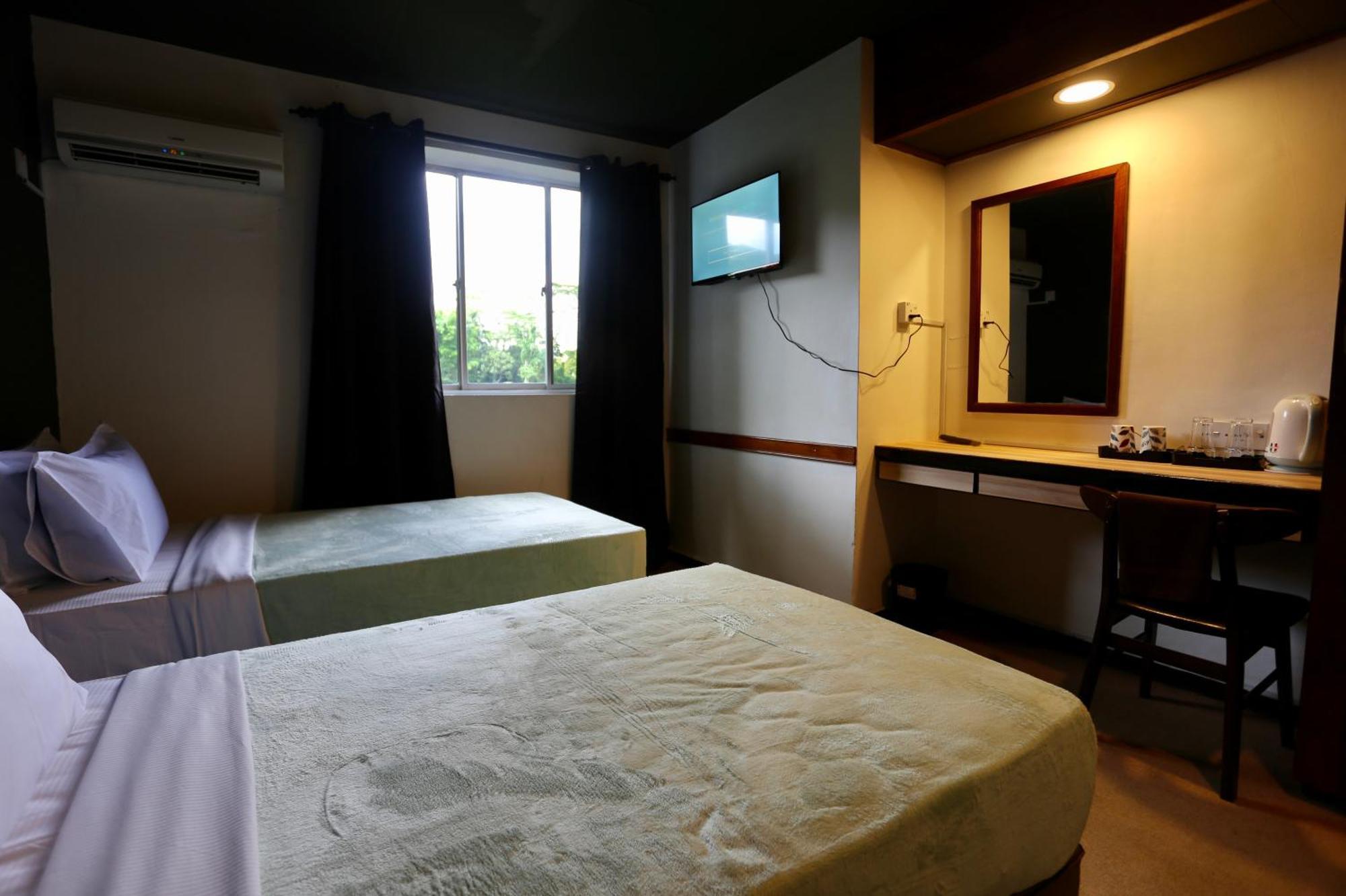 Fata Hotel By Project Borneo Kuching Exterior foto