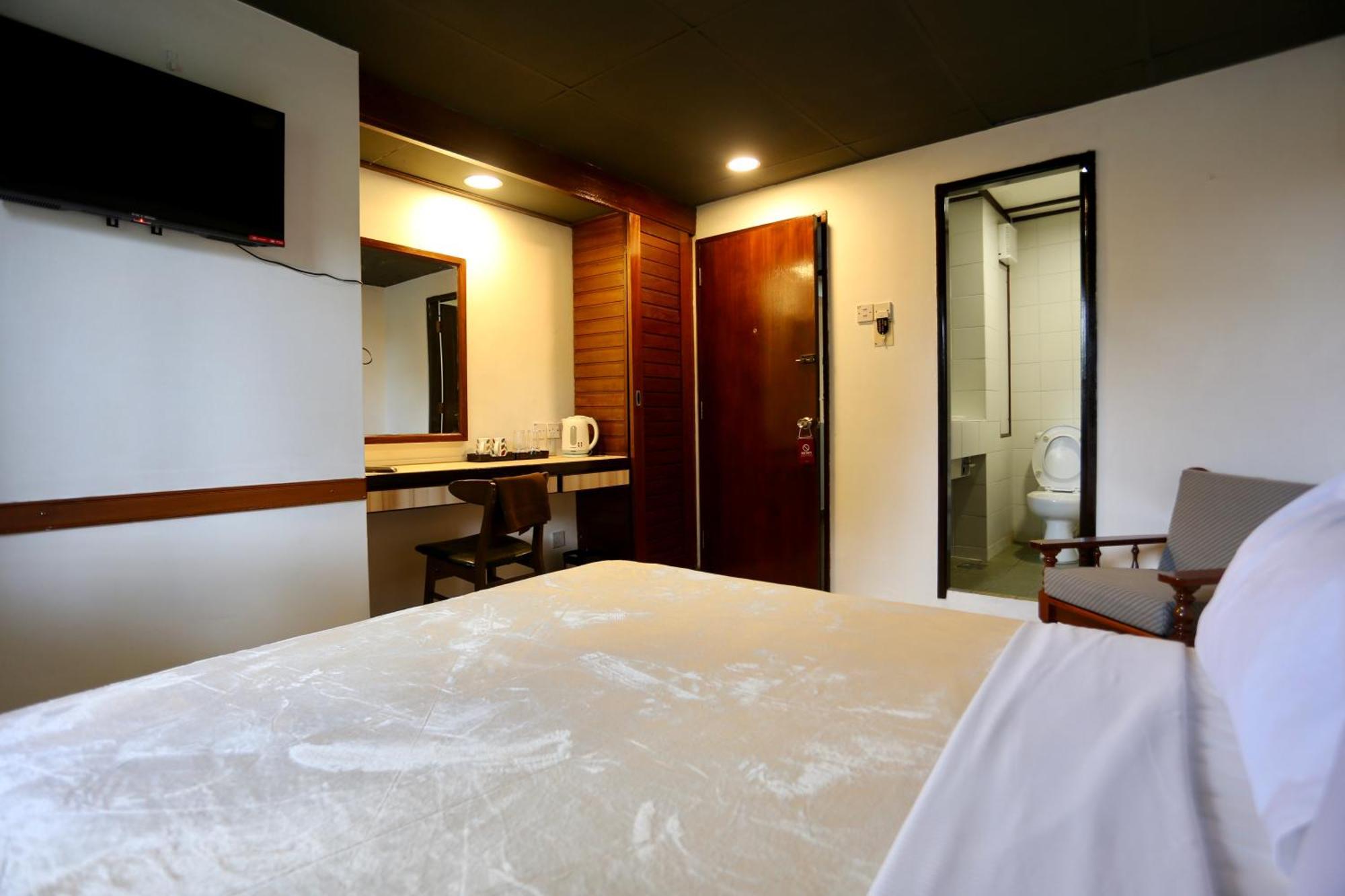 Fata Hotel By Project Borneo Kuching Exterior foto